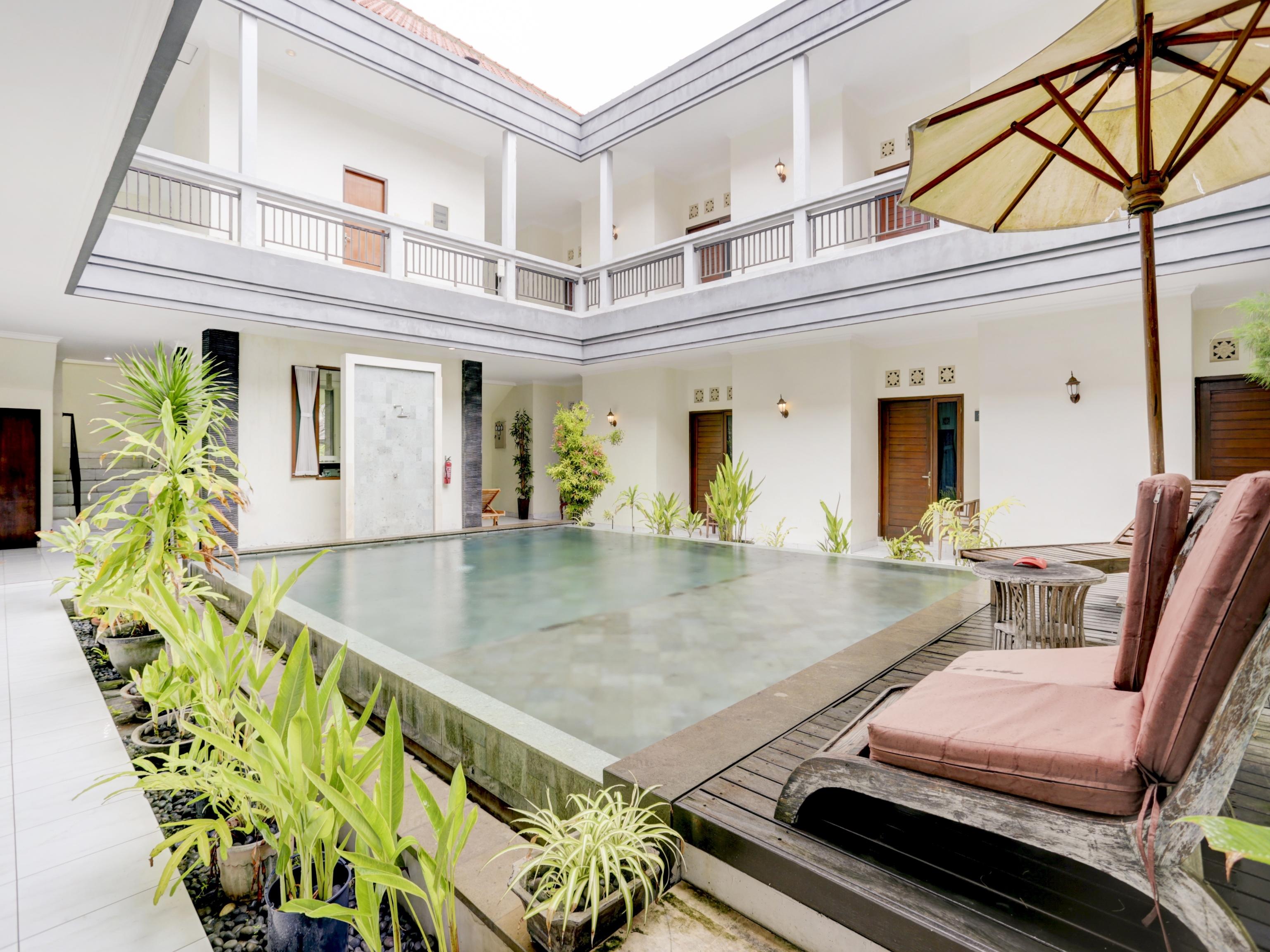 Teges Inn Kuta Кута Екстер'єр фото