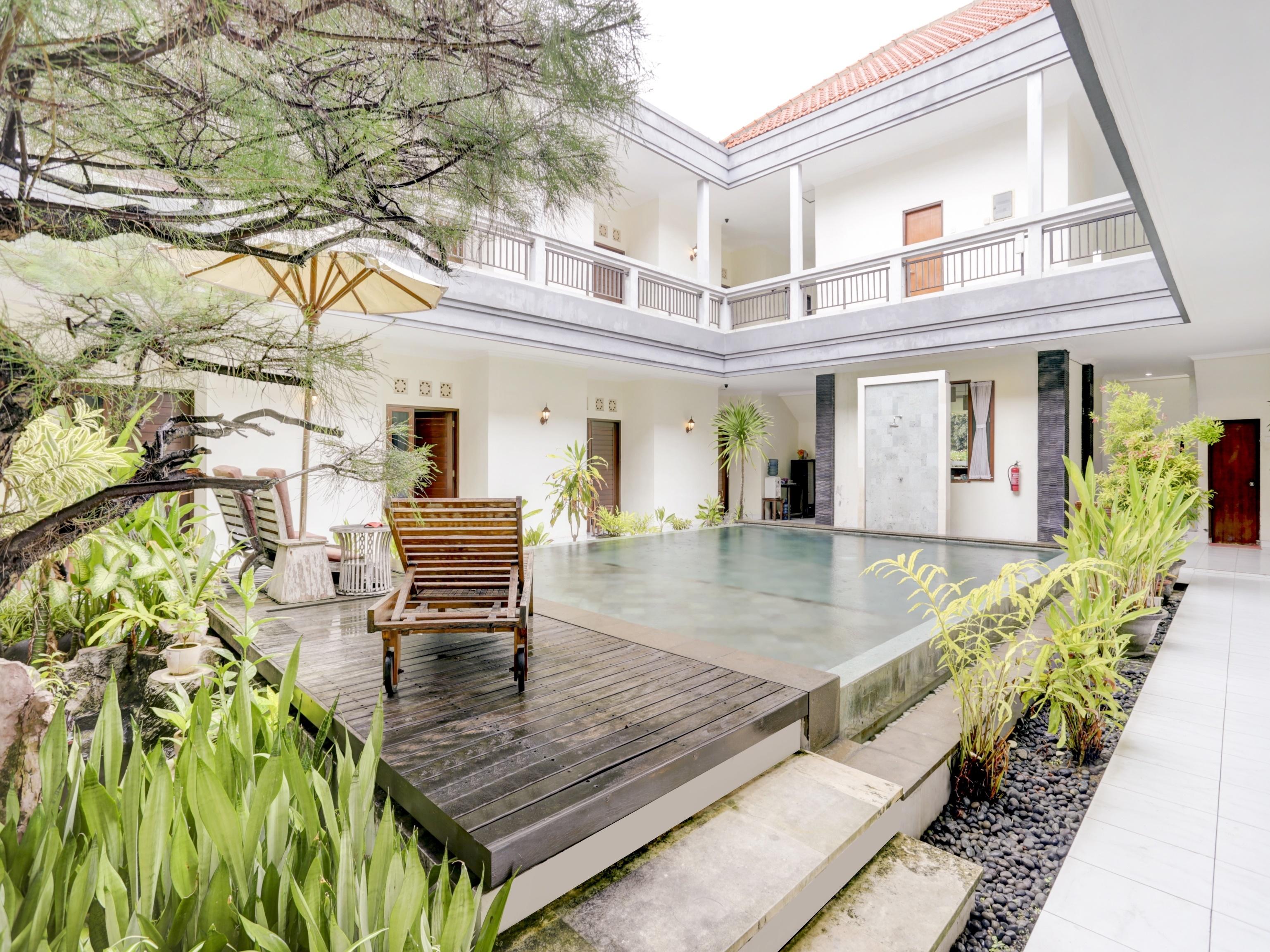 Teges Inn Kuta Кута Екстер'єр фото