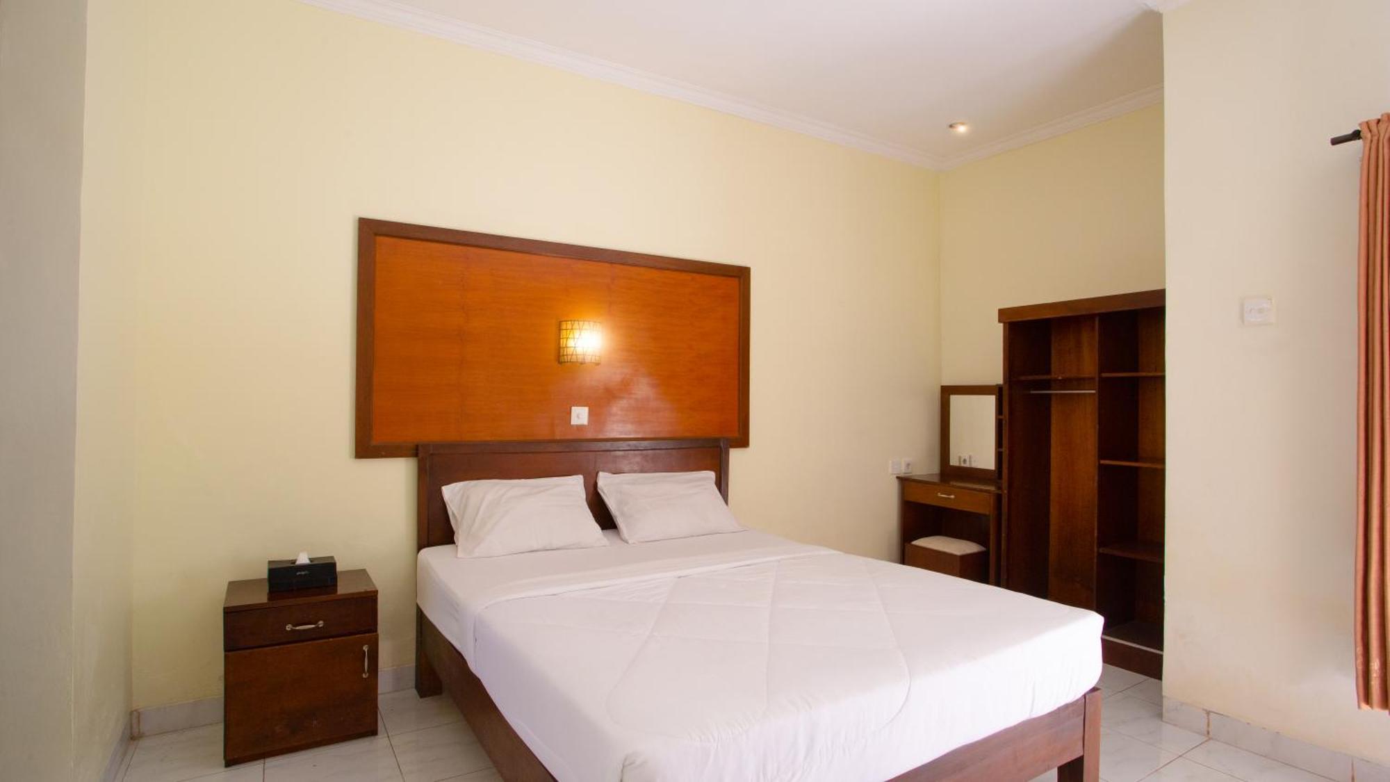 Teges Inn Kuta Кута Екстер'єр фото