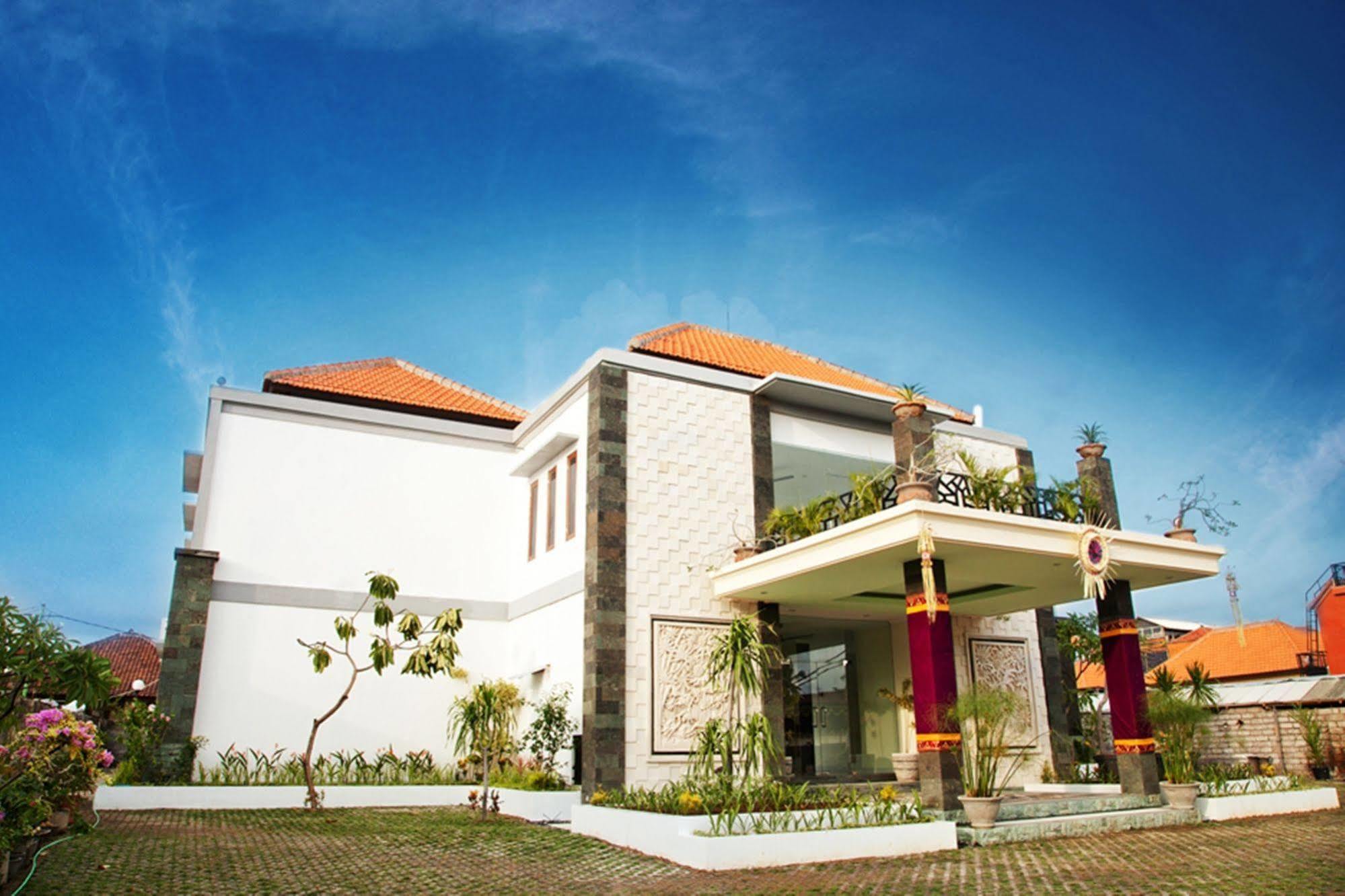 Teges Inn Kuta Кута Екстер'єр фото